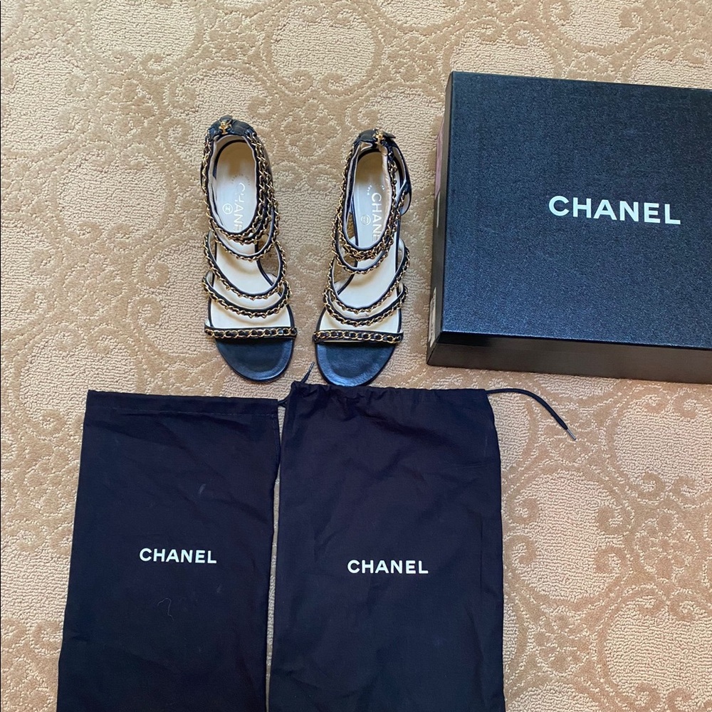 Chanel classic black and gold leather chain heeled sandals size 38 - Picture 5 of 13